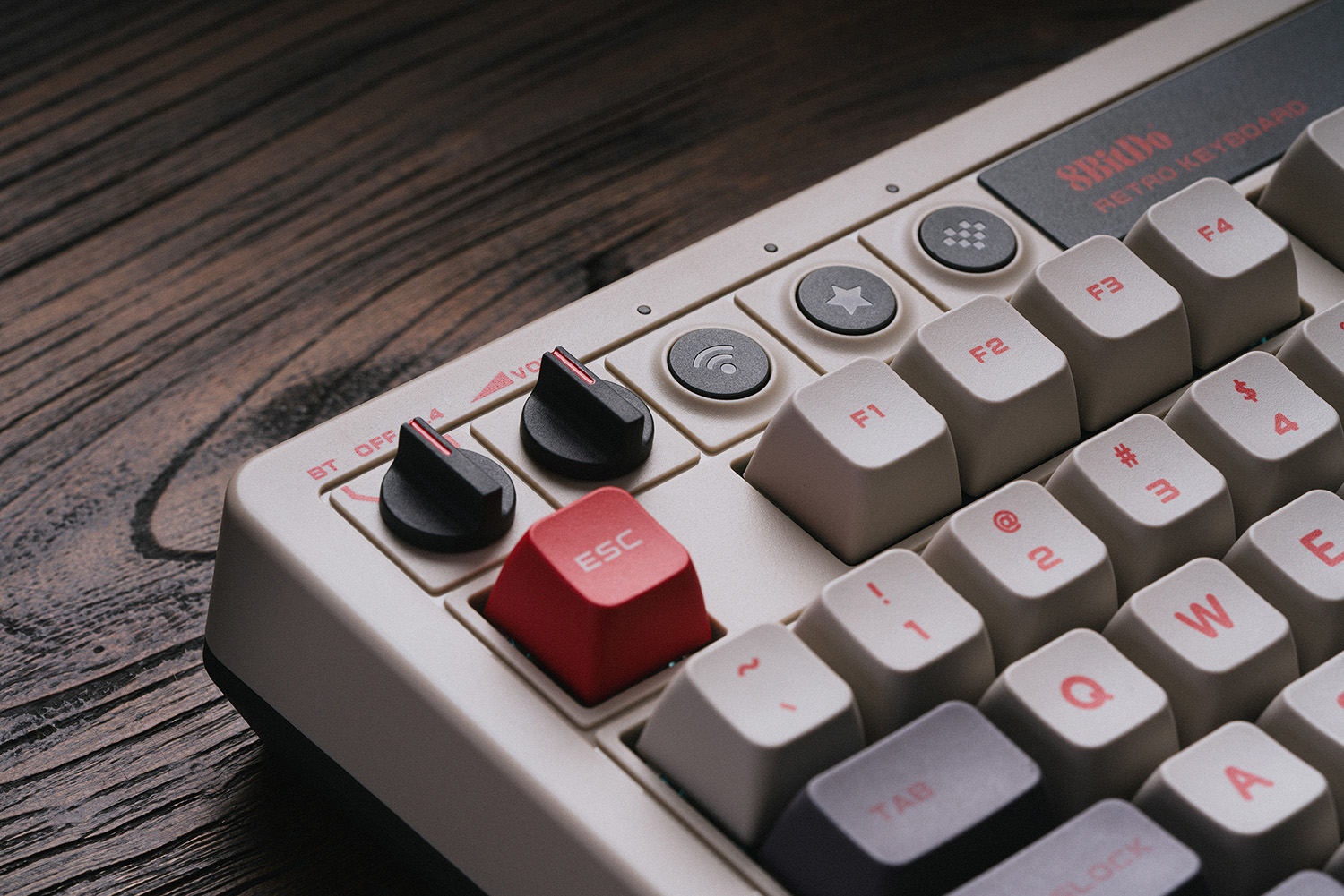 8Bitdo Retro Mechanical Keyboa - Retro Gaming For Windows บทวิจารณ์และราคา